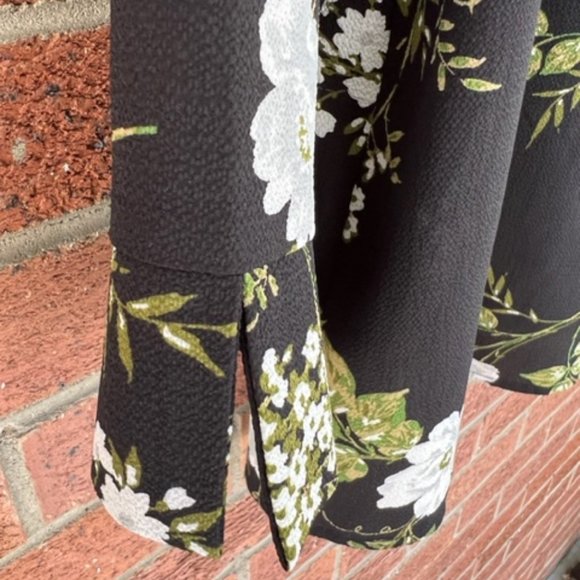 Dramatic Floral Top with Cut-Out Detail - Picture 7 of 10